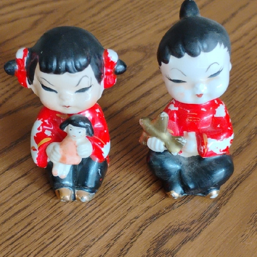 Vintage Ceramic Asian Children Figurines in Red and Black (Pair)